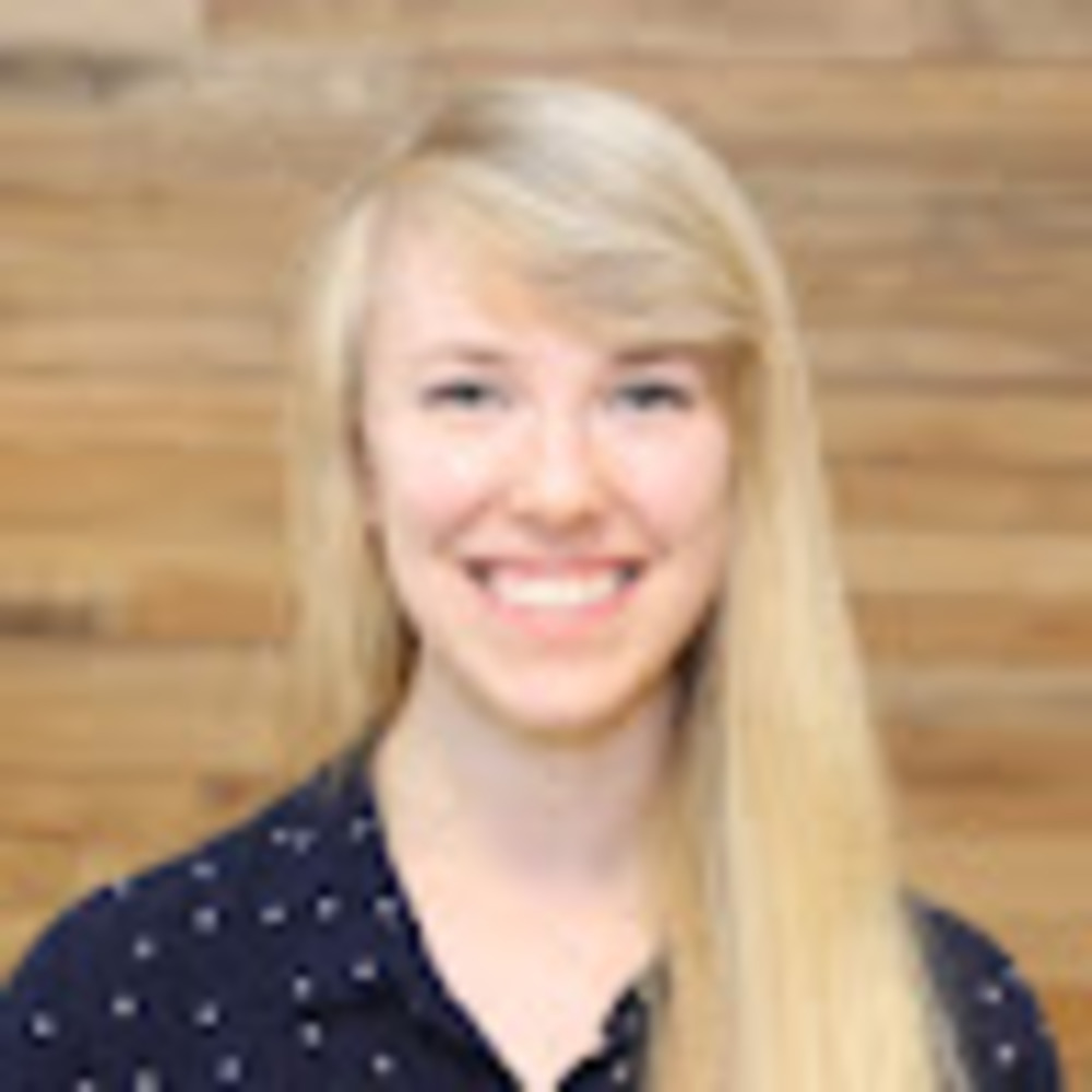 Meet your Posher, Andrea